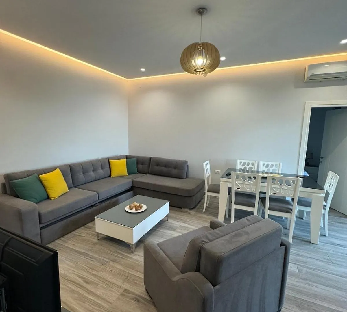 Vitamine Luxury Apartments 2 Sarande
