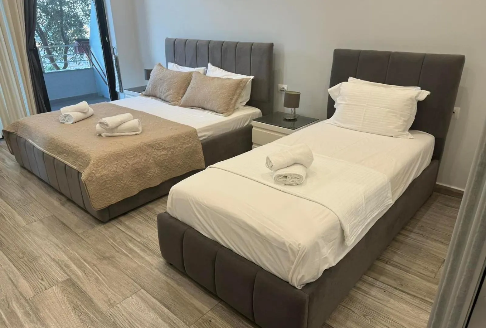 Vitamine Luxury Apartments 2 Sarande